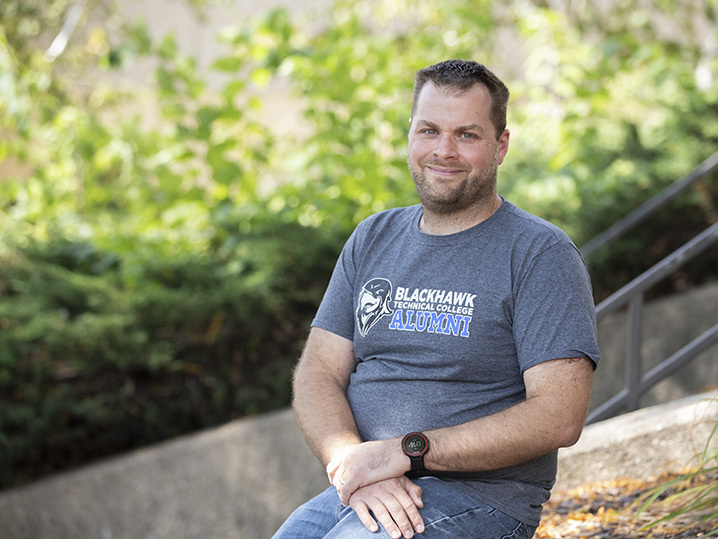 alumni Jeff Pfeifer pictured in Central Campus courtyard